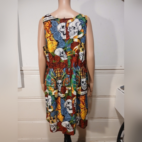 Folter Skull and Roses Carpe Noctem Dress 1X - Picture 6 of 9